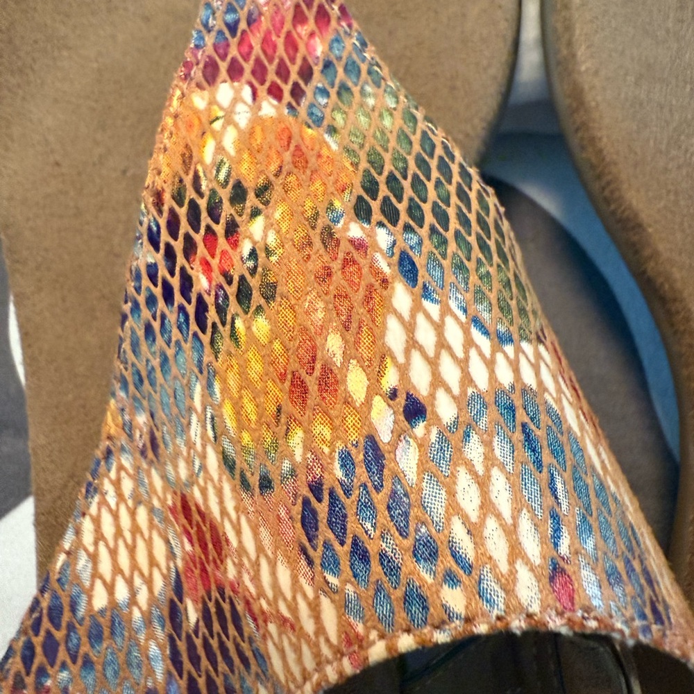 AEROSOLES Colorful Patterned Sandals - Picture 4 of 6